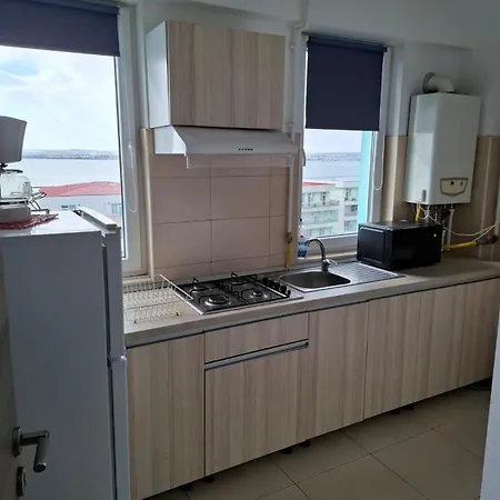 Daire Summerland Mamaia, La 30 M De Plaja, Splendida