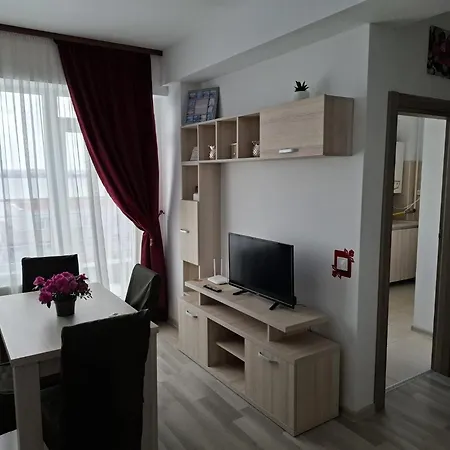 Daire Summerland Mamaia, La 30 M De Plaja, Splendida *