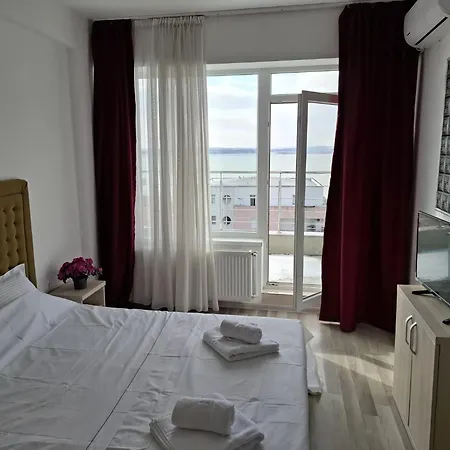 Summerland Mamaia, La 30 M De Plaja, Splendida Mamaia