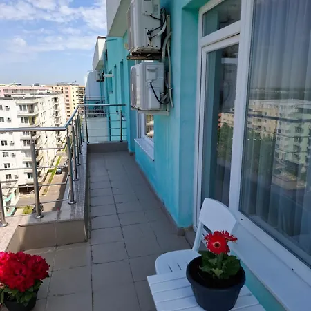 Apartamento Summerland Mamaia, La 30 M De Plaja, Splendida *